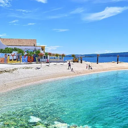 Adriatic Омиш